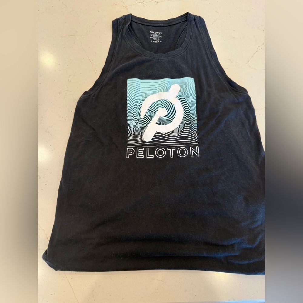 Peloton tank. Women’s. Size medium- runs large.